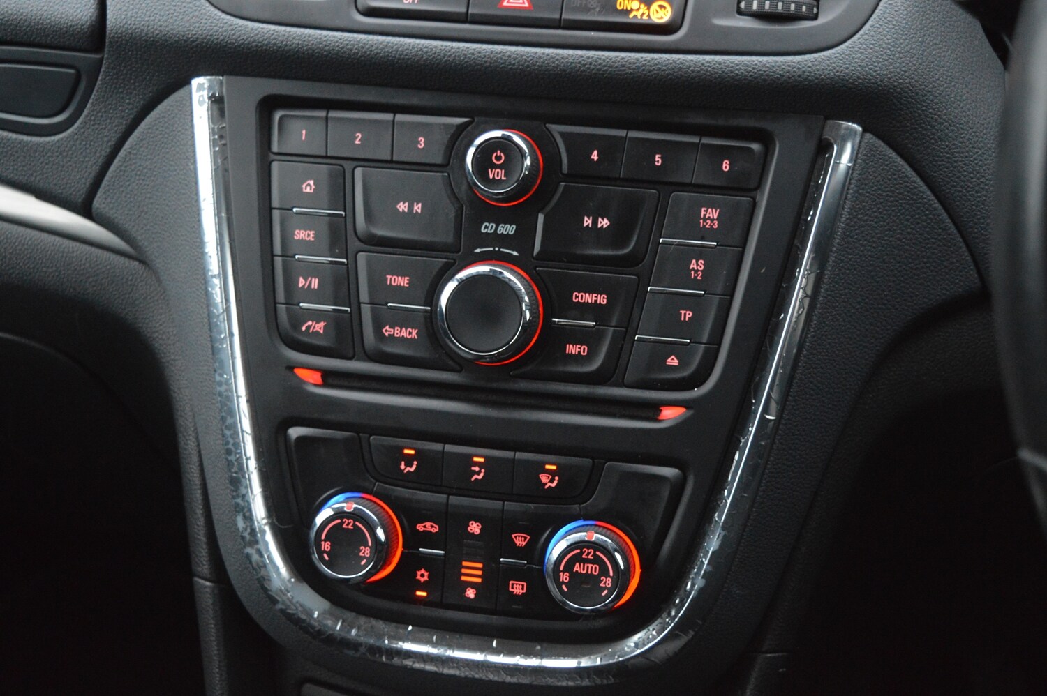 Used Vauxhall Mokka 2016 for sale - 76696736: Photo 18