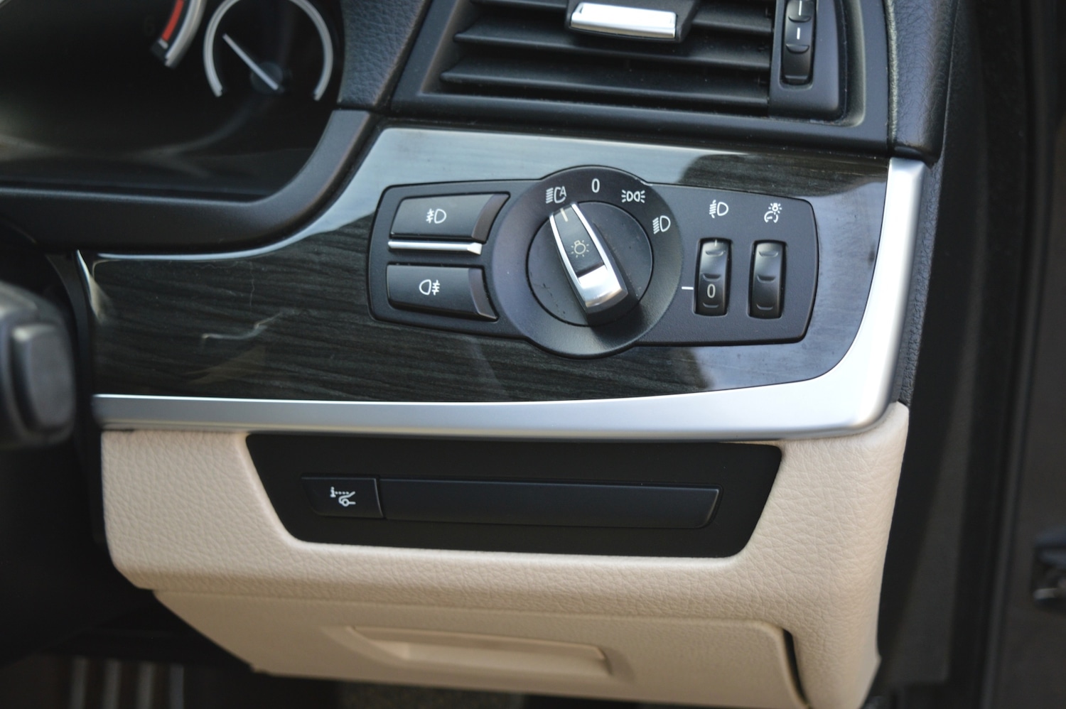 Used BMW 5 Series 2013 for sale - 76322745: Photo 23