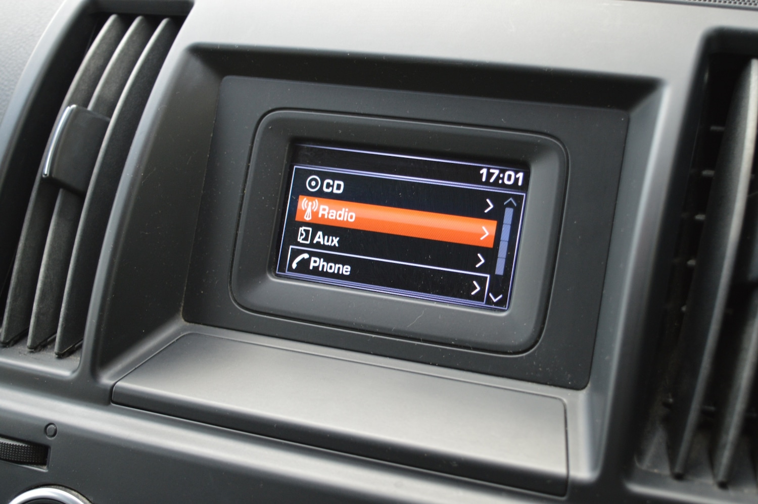 Used Land Rover Freelander 2013 for sale - 78070681: Photo 19