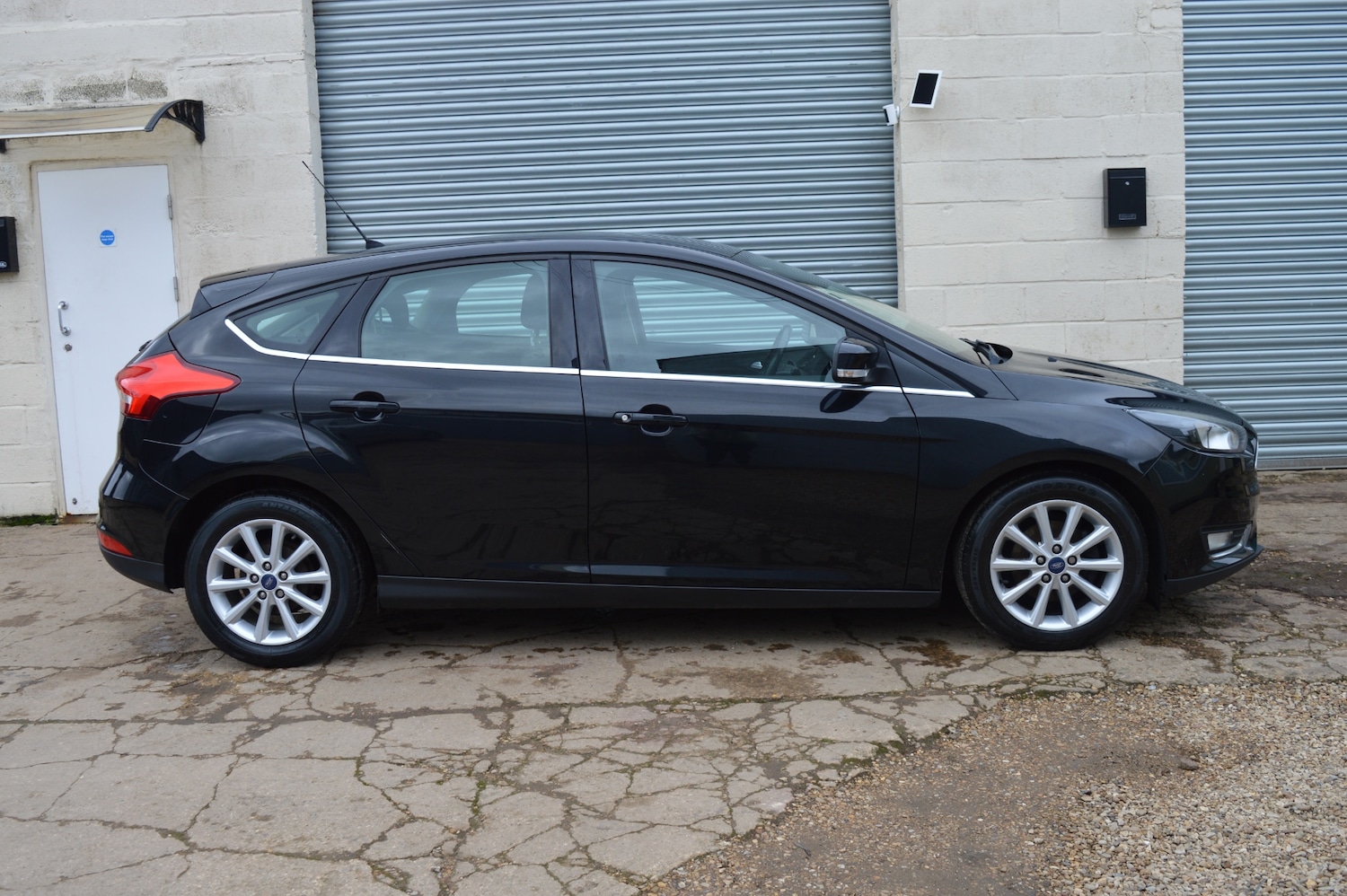 Used Ford Focus 2015 for sale - 77483019: Photo 4