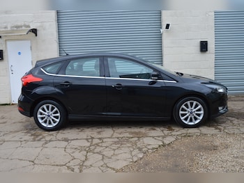 Used Ford Focus 2015 for sale - 77483019: Photo