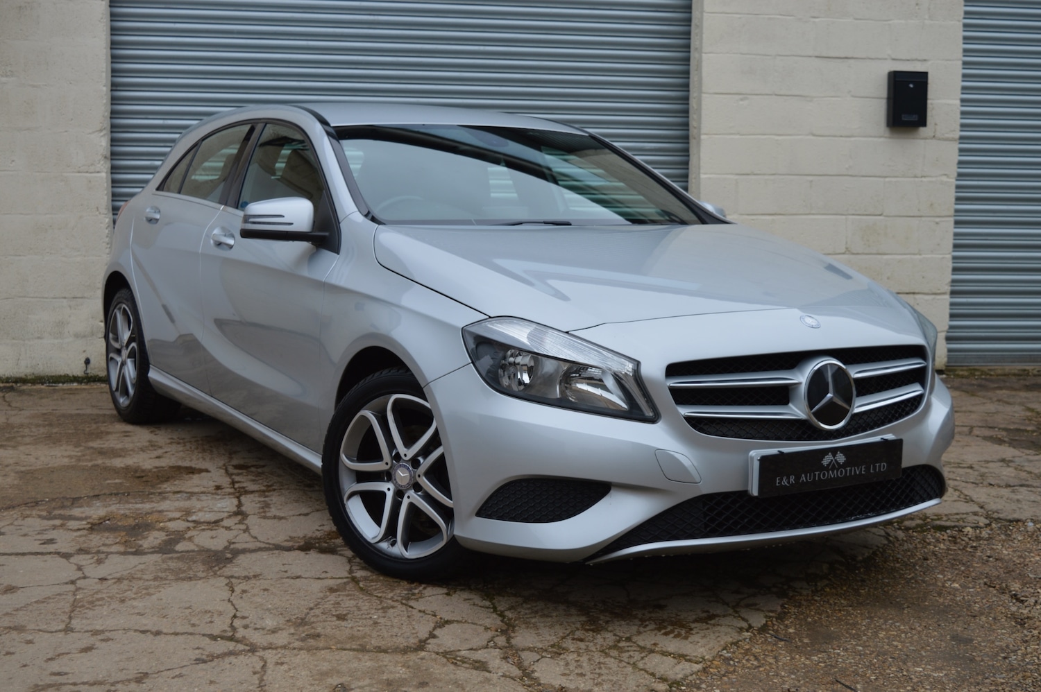 Used Mercedes-Benz A-Class 2014 for sale - 77404632: Photo 3