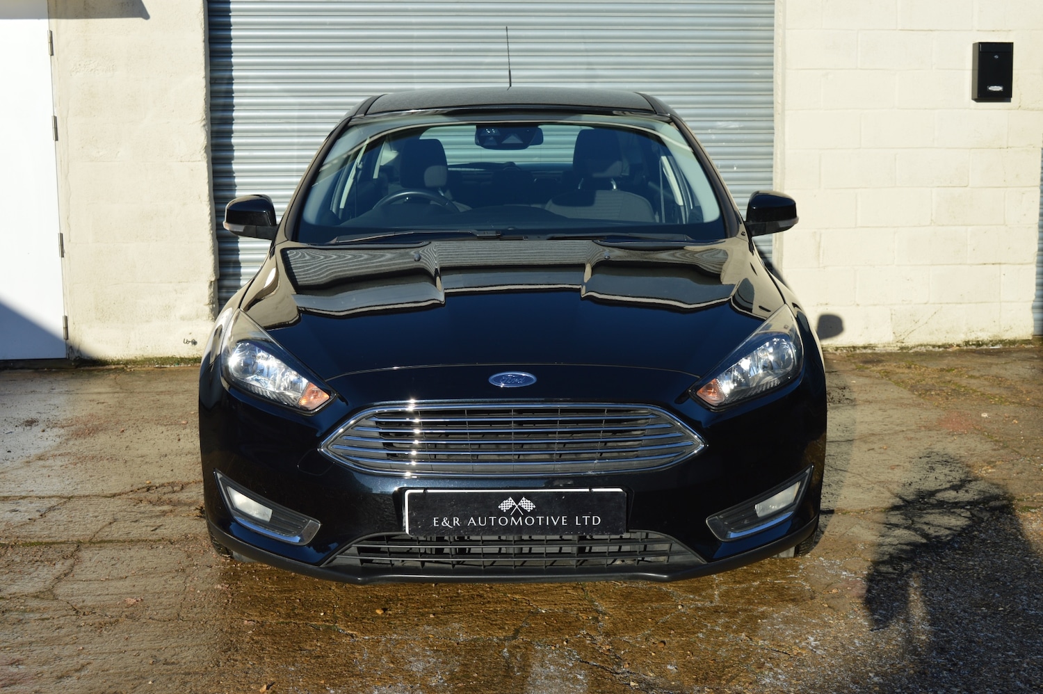 Used Ford Focus 2015 for sale - 77160139: Photo 2