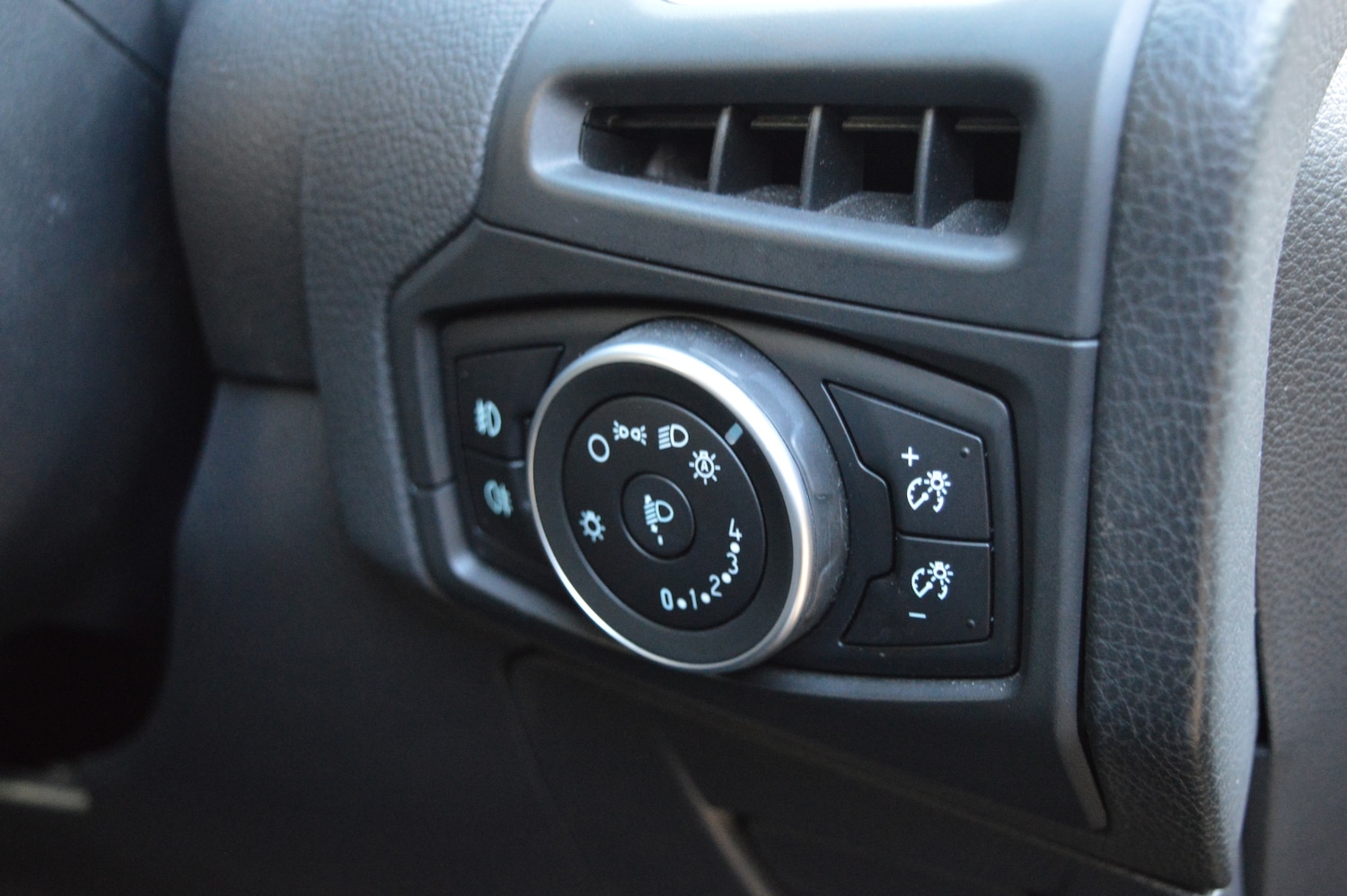 Used Ford Focus 2015 for sale - 77160139: Photo 22