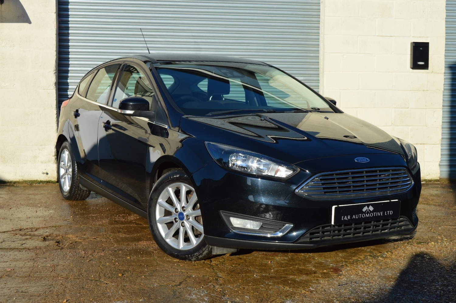 Used Ford Focus 2015 for sale - 77160139: Photo 3