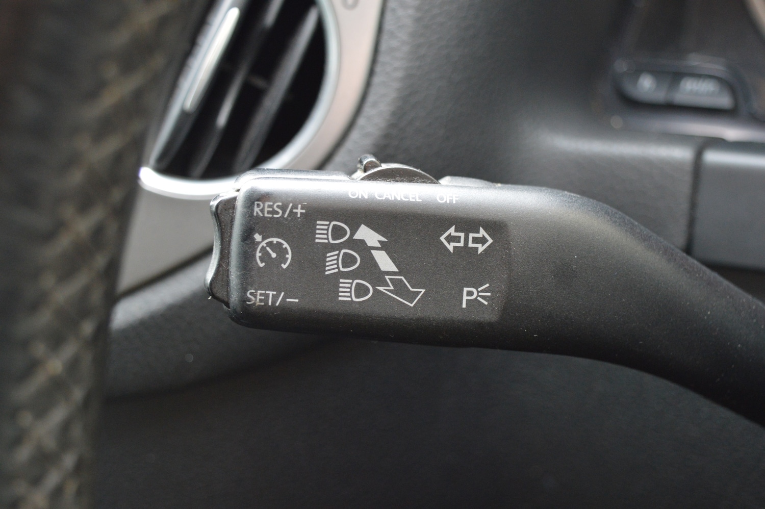 Used Volkswagen Tiguan 2009 for sale - 77235629: Photo 22