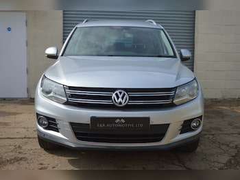 Used Volkswagen Tiguan 2012 for sale - 76157378: Photo 2