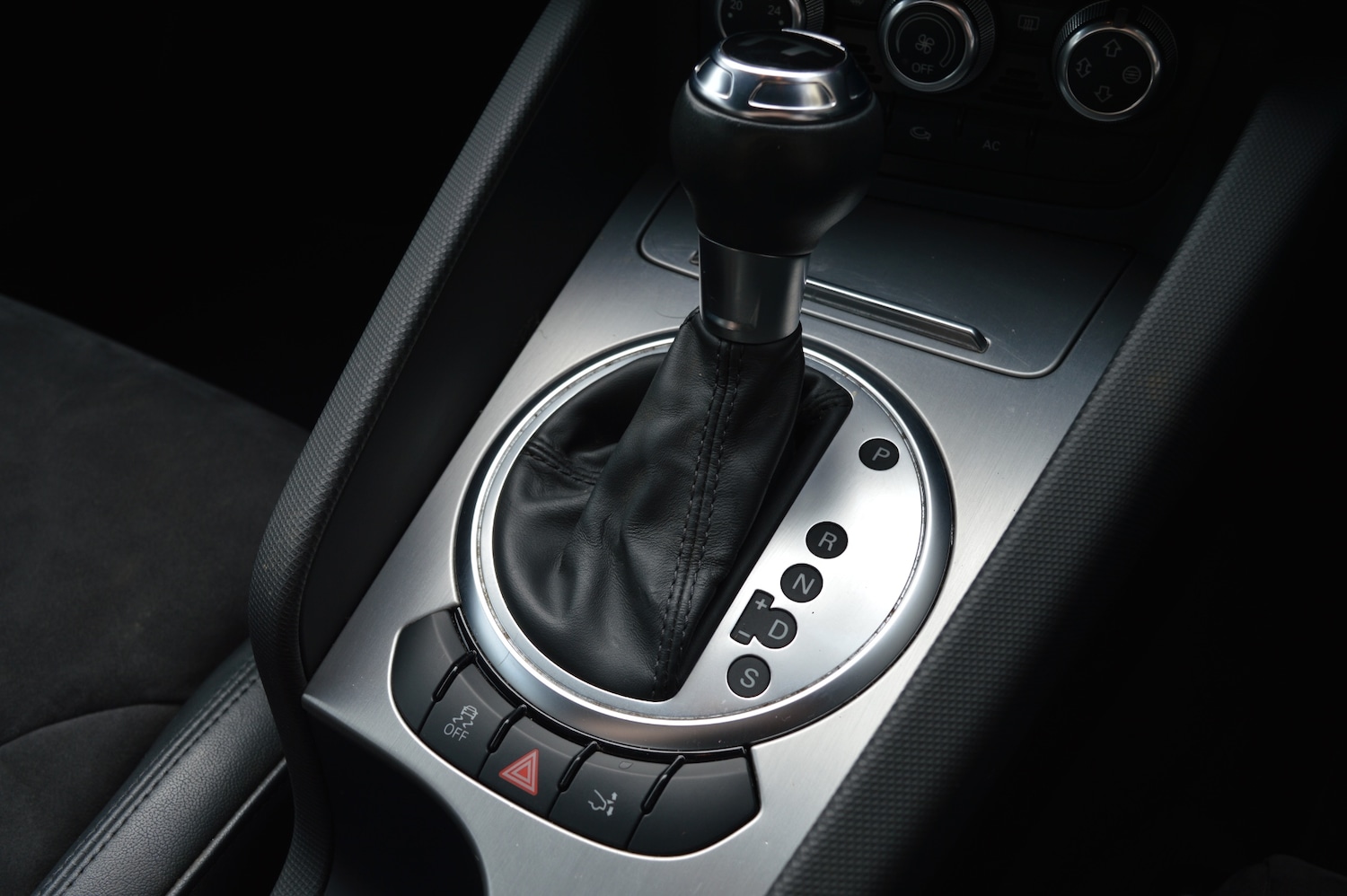 Used Audi TT 2010 for sale - 78084366: Photo 15