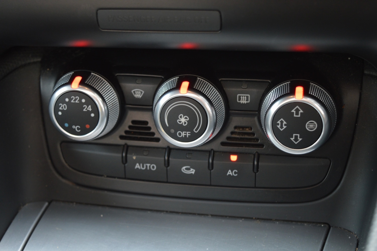 Used Audi TT 2010 for sale - 78084366: Photo 16