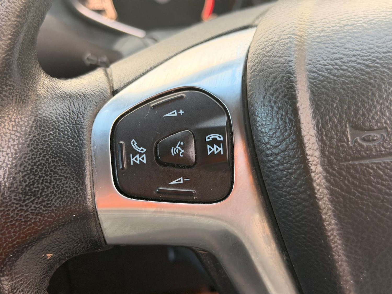 Used Ford Fiesta 2015 for sale - 77128494: Photo 24