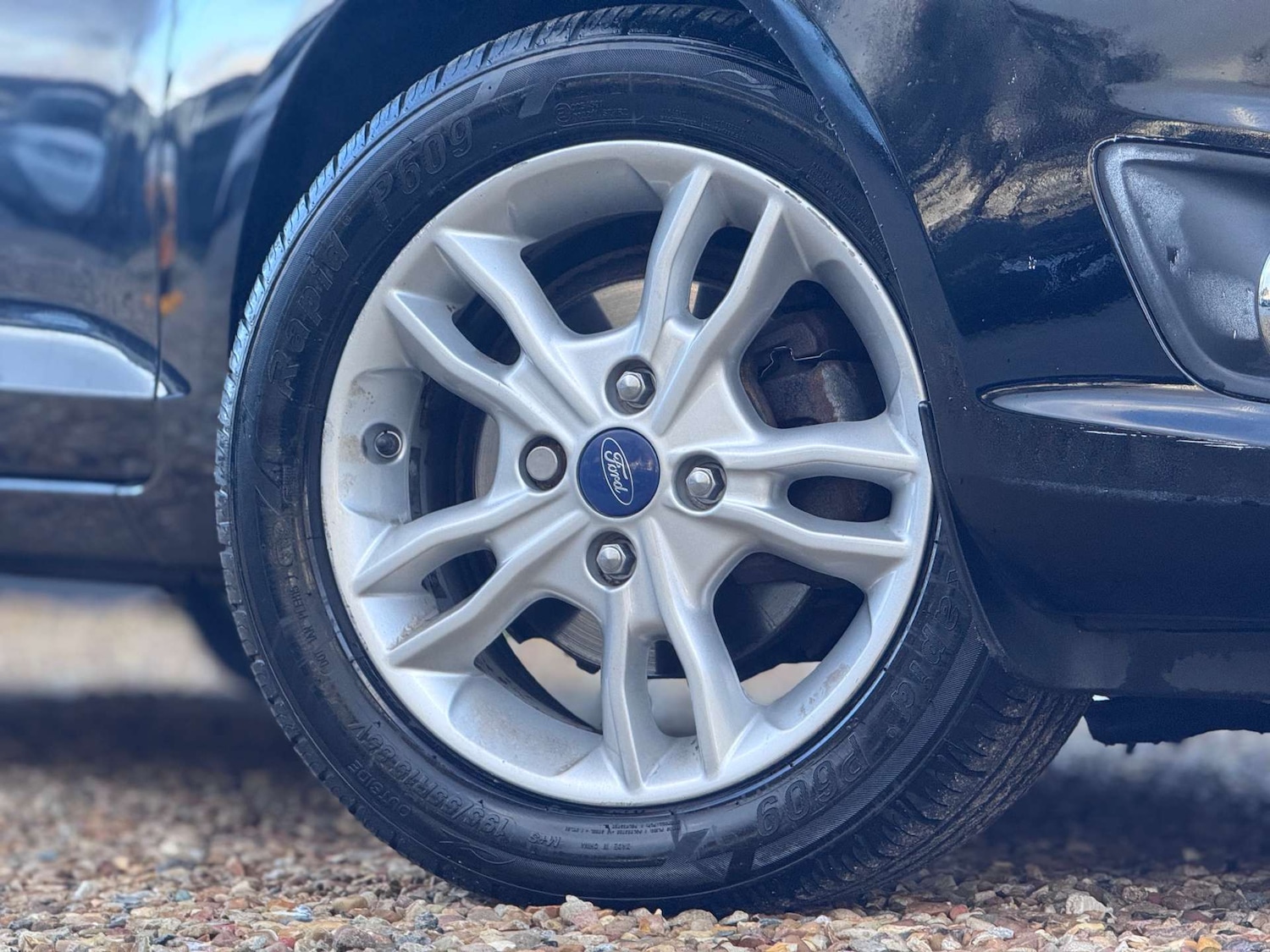 Used Ford Fiesta 2015 for sale - 77128494: Photo 3