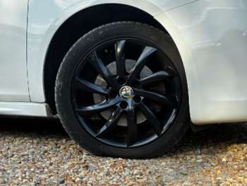 Used Alfa Romeo Giulietta 2013 for sale - 75091639: Photo