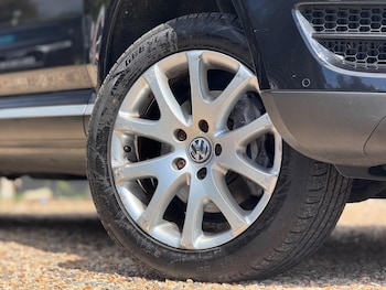 Used Volkswagen Touareg 2007 for sale - 75385856: Photo
