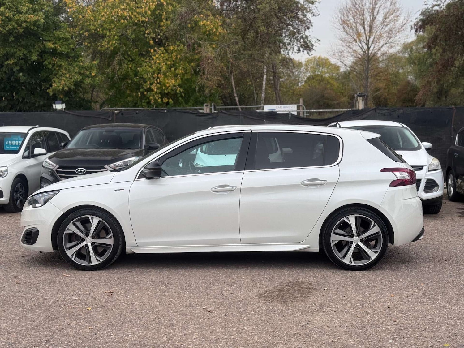Used Peugeot 308 2015 for sale - 77128480: Photo 12