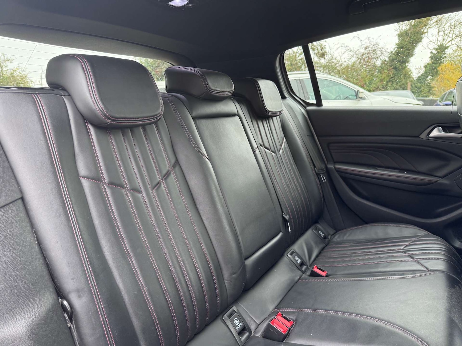 Used Peugeot 308 2015 for sale - 77128480: Photo 36