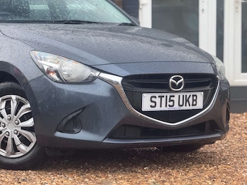 Used Mazda Mazda2 2015 for sale - 77128524: Photo