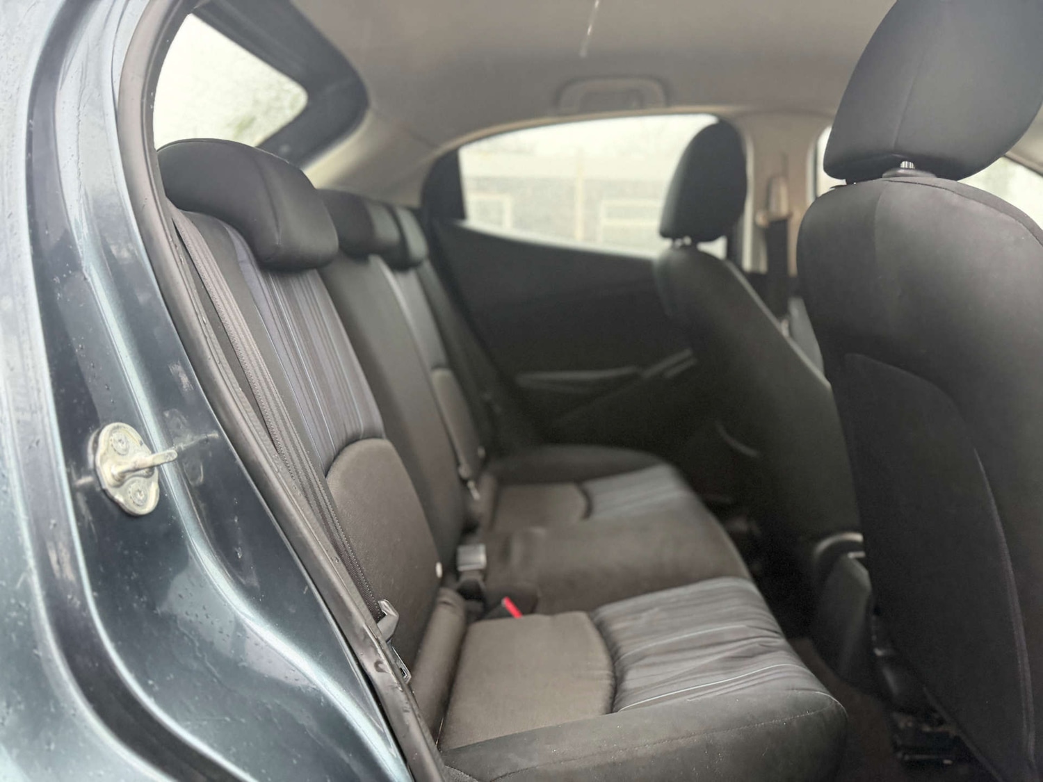 Used Mazda Mazda2 2015 for sale - 77128524: Photo 35