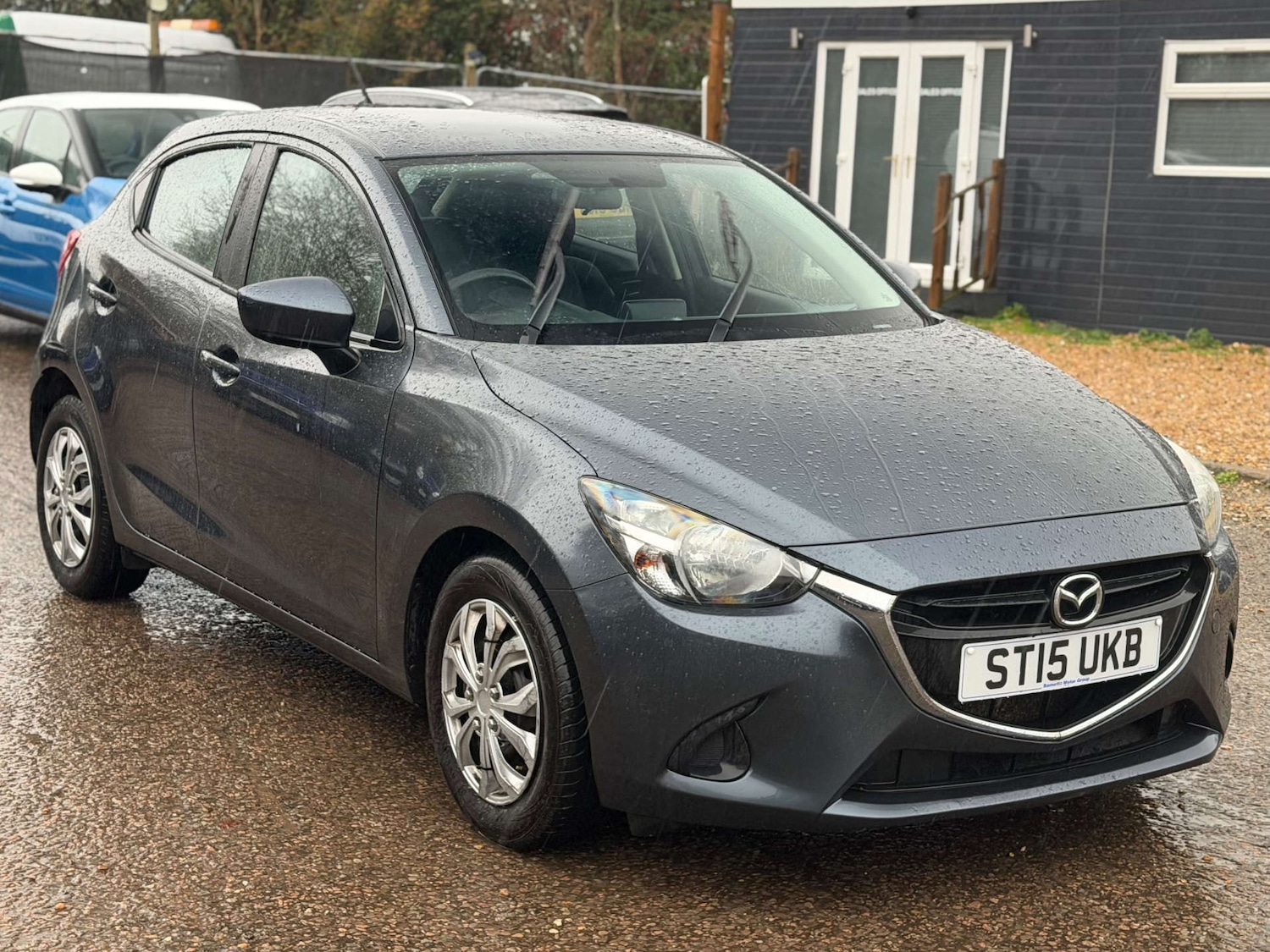 Used Mazda Mazda2 2015 for sale - 77128524: Photo 6