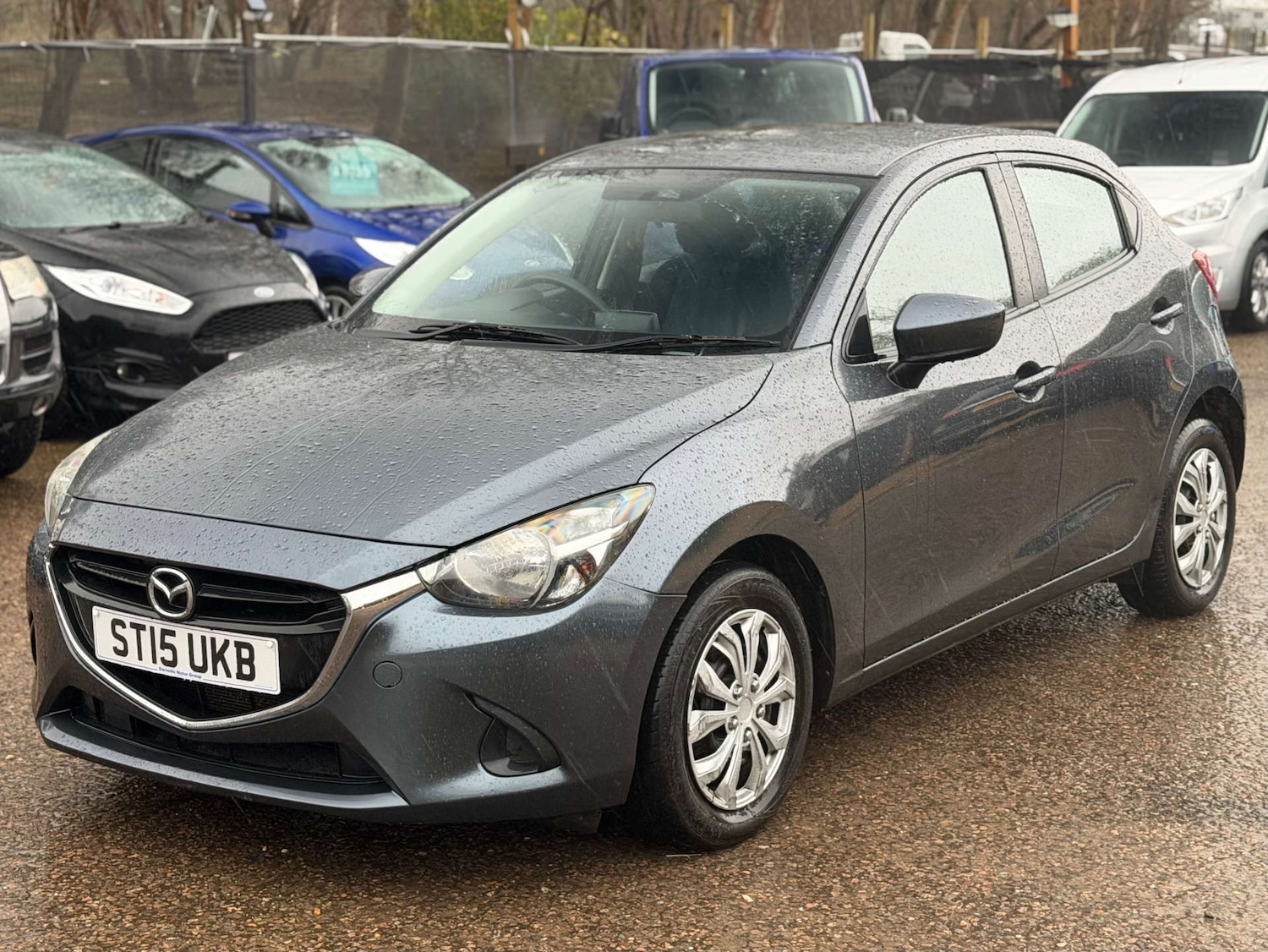 Used Mazda Mazda2 2015 for sale - 77128524: Photo 8