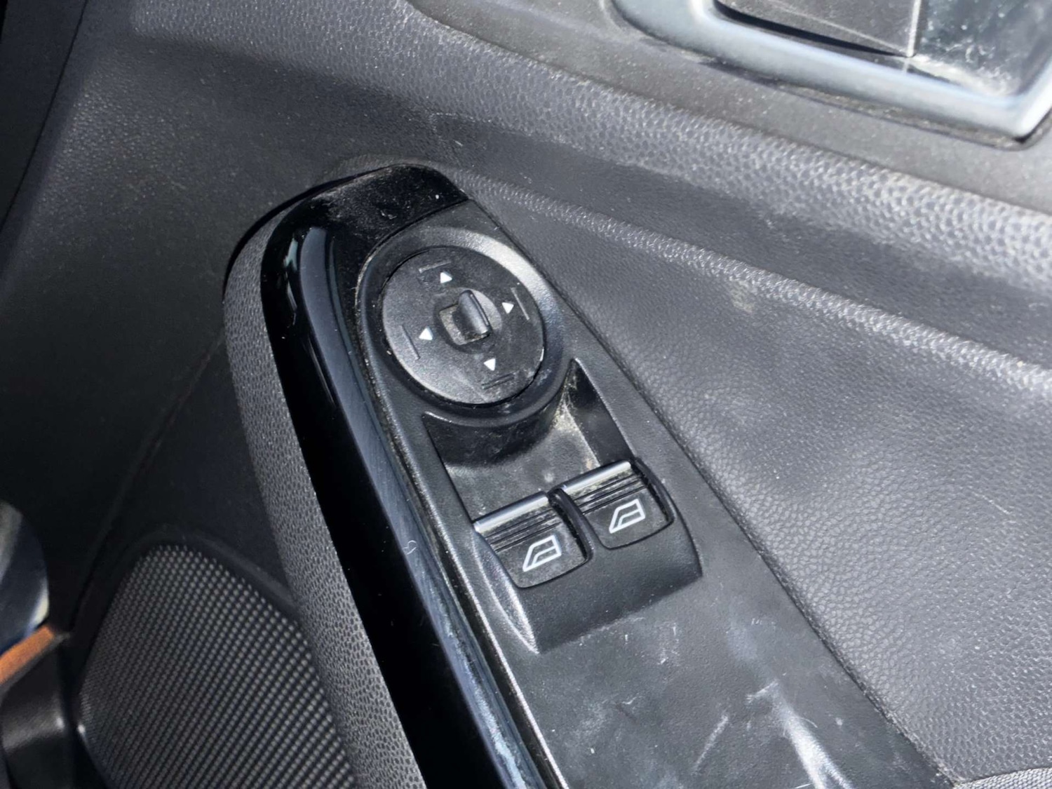 Used Ford Fiesta 2016 for sale - 77128510: Photo 13