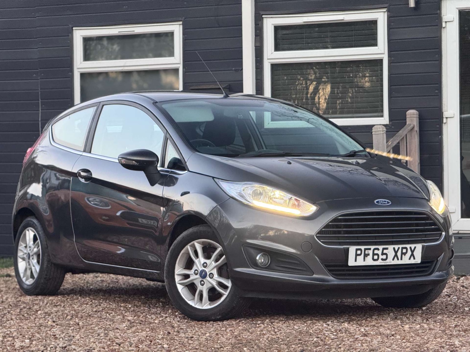 Used Ford Fiesta 2016 for sale - 77128510: Photo 2