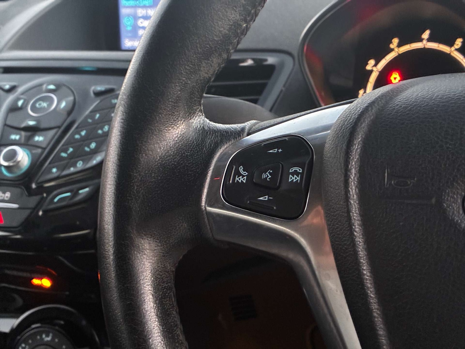 Used Ford Fiesta 2016 for sale - 77128510: Photo 24