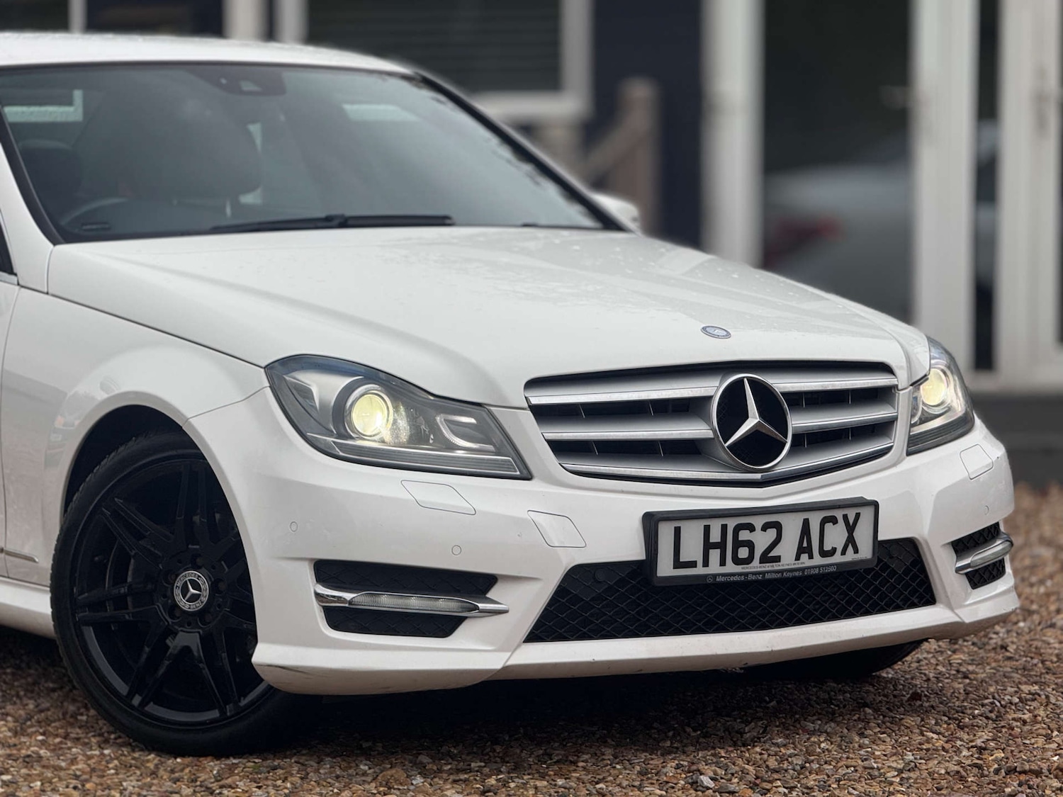 Used Mercedes-Benz C Class 2012 for sale - 77128501: Photo 2