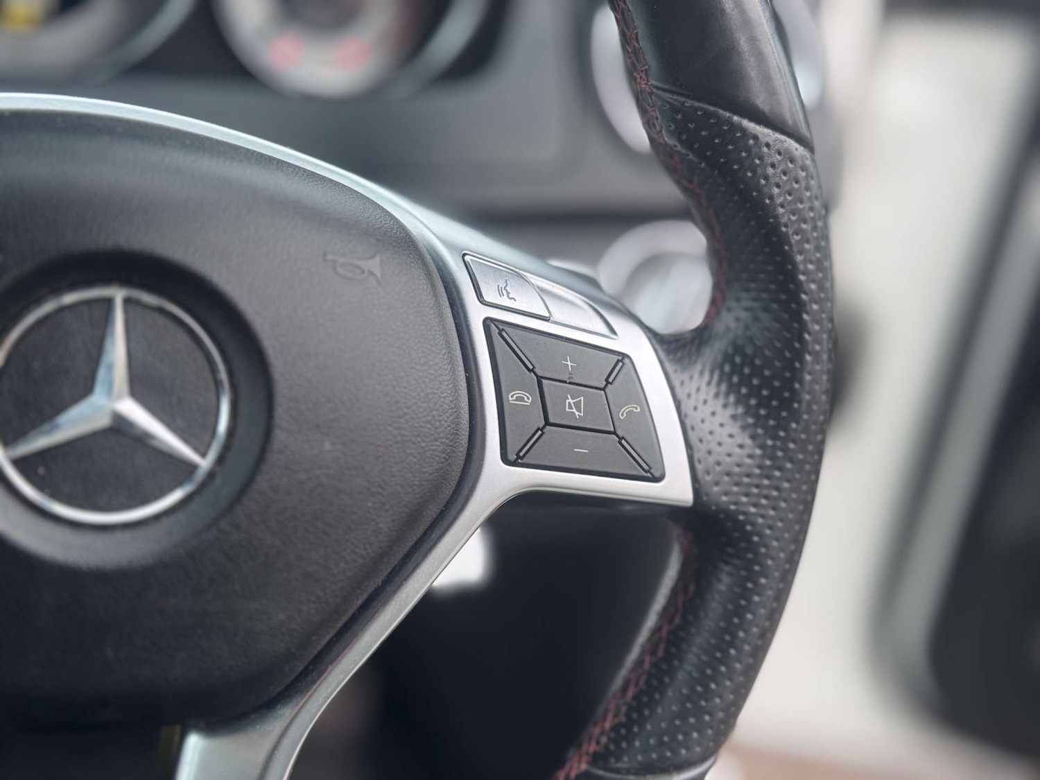 Used Mercedes-Benz C Class 2012 for sale - 77128501: Photo 24