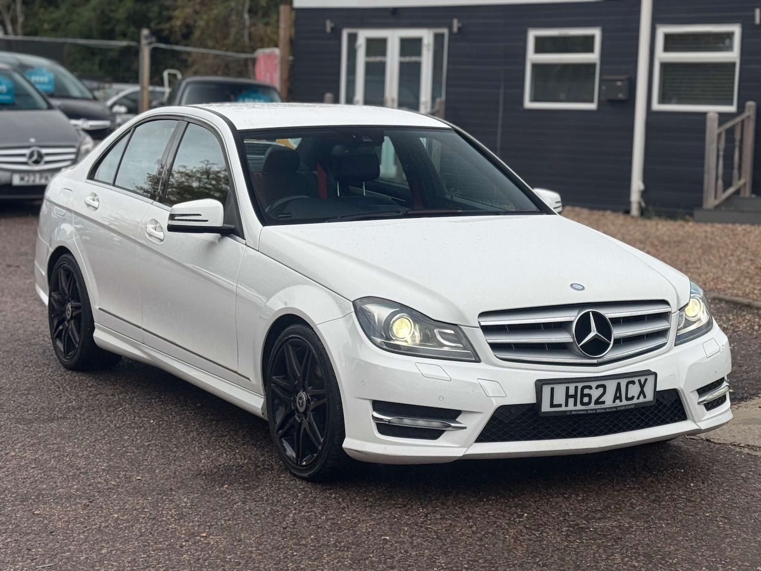 Used Mercedes-Benz C Class 2012 for sale - 77128501: Photo 7