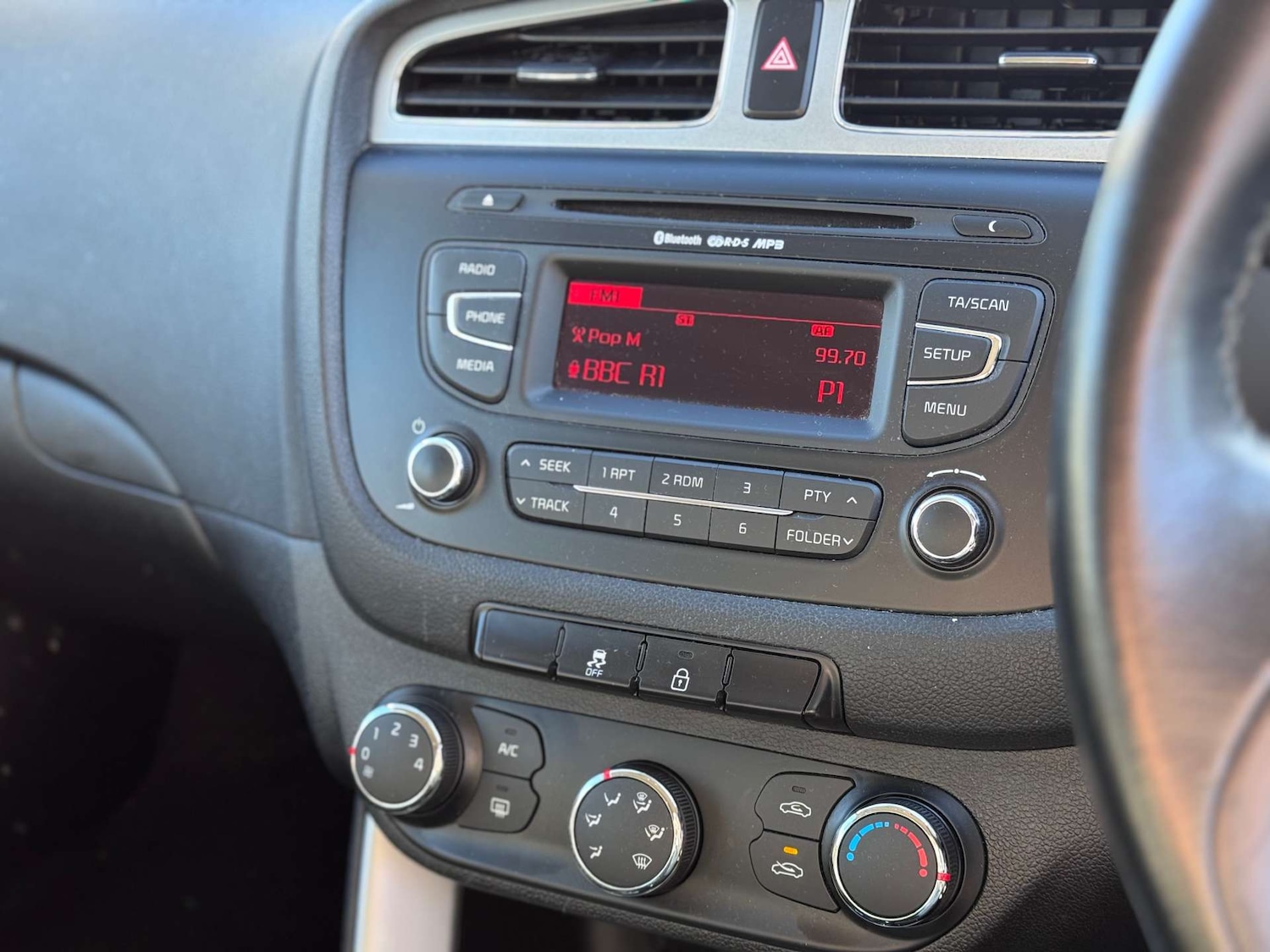 Used Kia Ceed 2013 for sale - 77128507: Photo 12