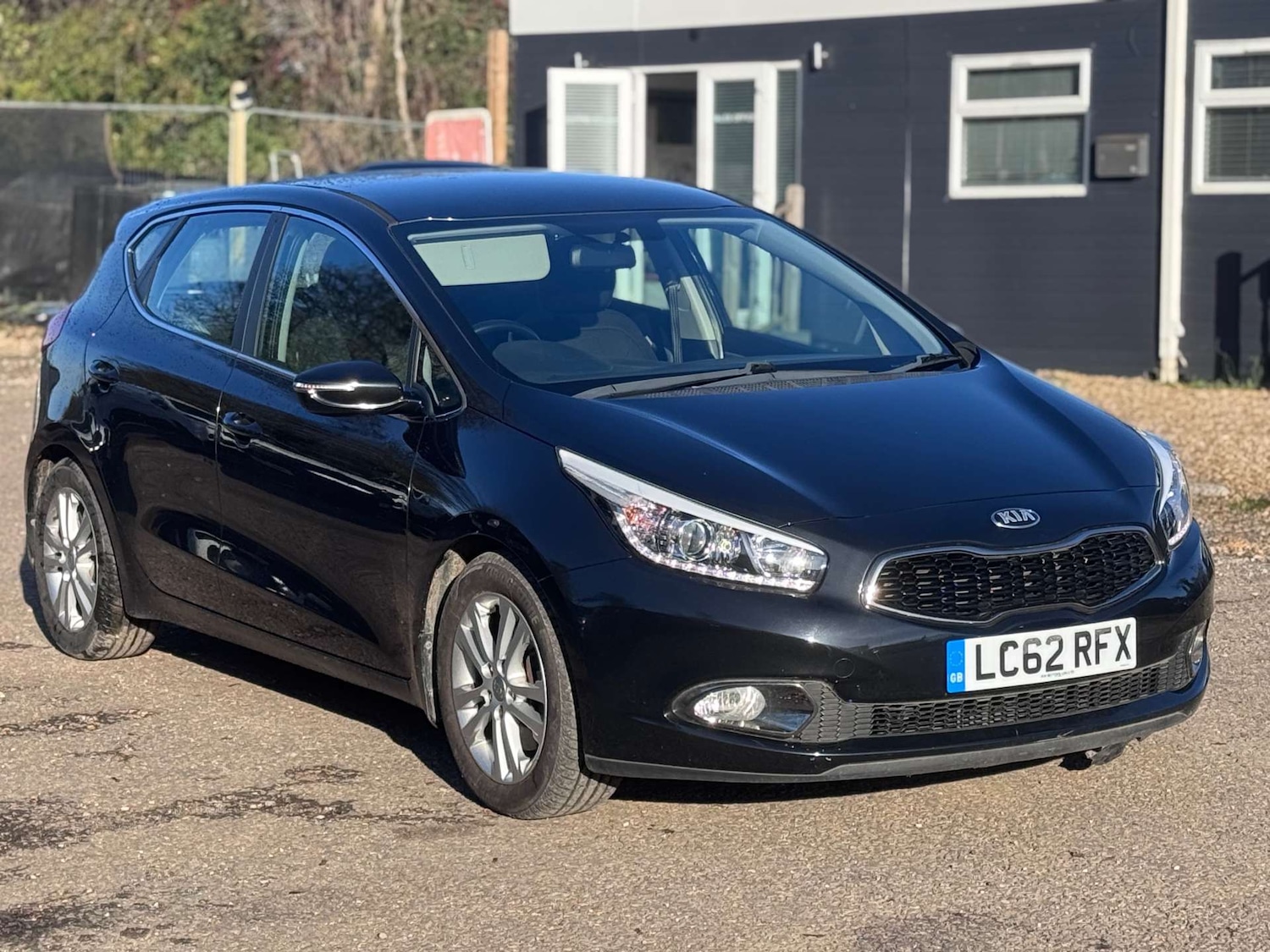 Used Kia Ceed 2013 for sale - 77128507: Photo 2