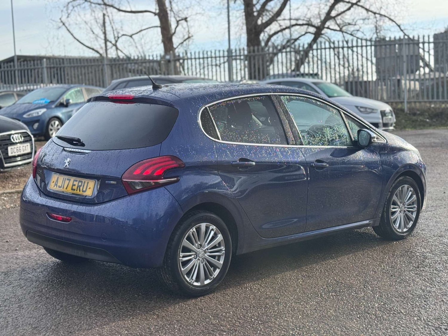 Used Peugeot 208 2017 for sale - 77128518: Photo 12