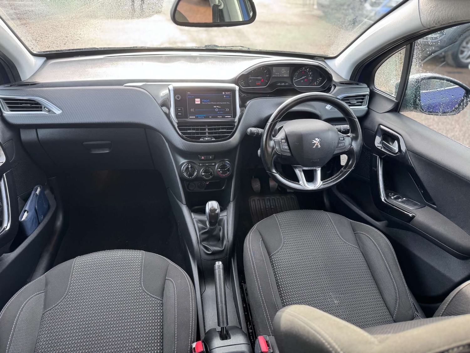 Used Peugeot 208 2017 for sale - 77128518: Photo 18