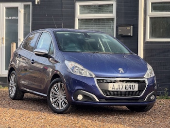 Used Peugeot 208 2017 for sale - 77128518: Photo