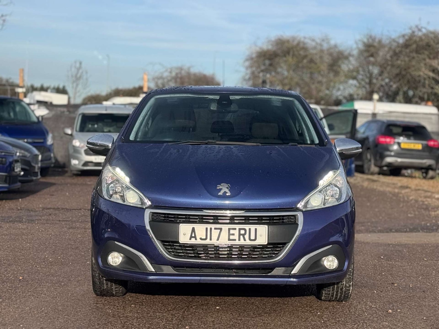 Used Peugeot 208 2017 for sale - 77128518: Photo 6