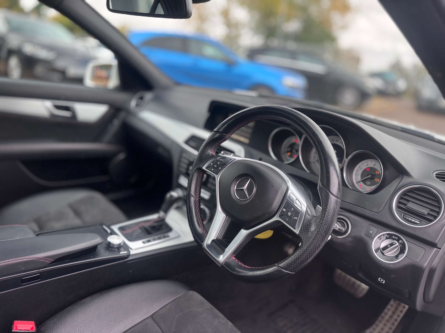 Used Mercedes-Benz C Class 2012 for sale - 77282419: Photo 15