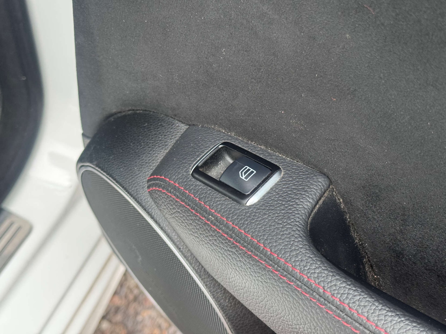 Used Mercedes-Benz C Class 2012 for sale - 77282419: Photo 26