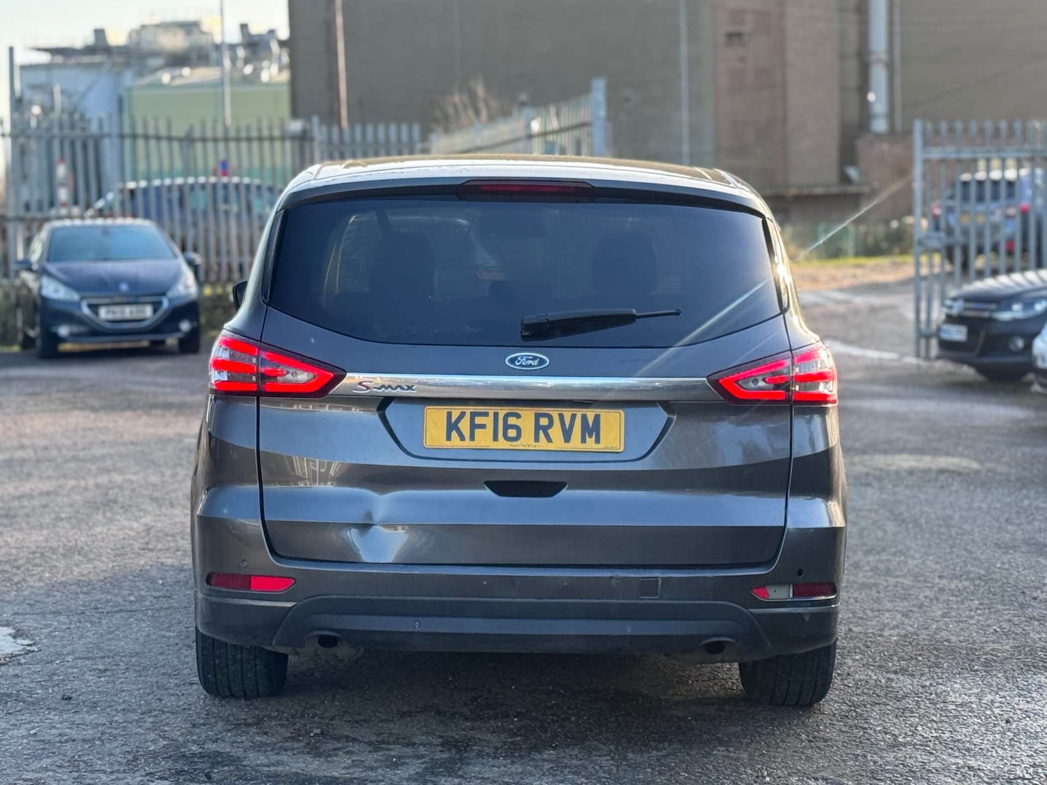 Used Ford S-Max 2016 for sale - 77128512: Photo 8