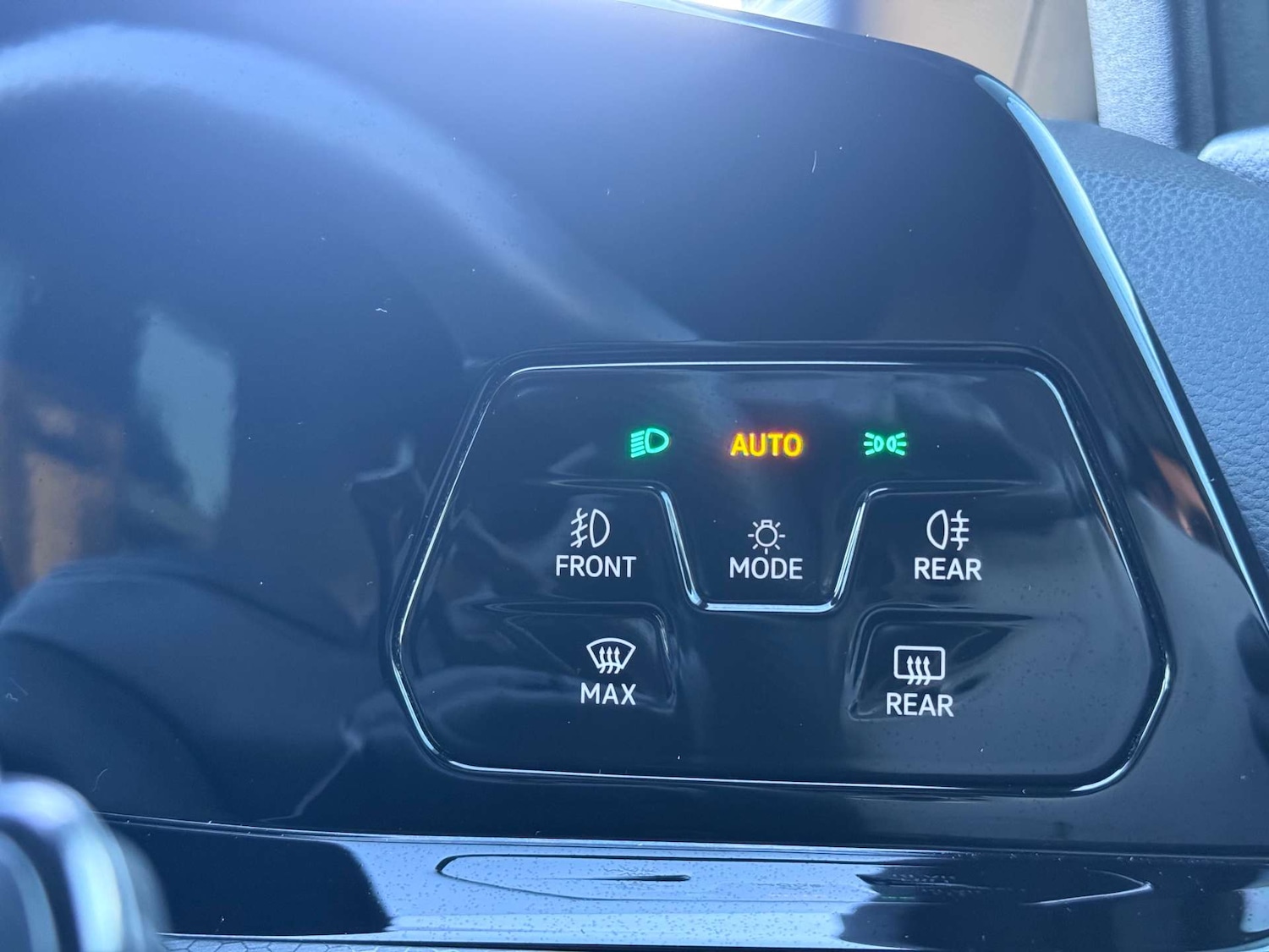 Used Volkswagen Golf 2021 for sale - 77128511: Photo 31