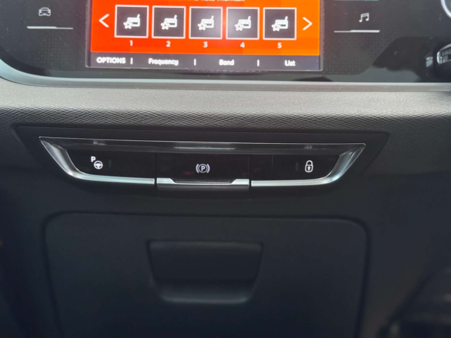 Used Citroen C4 Grand Picasso 2017 for sale - 77128498: Photo 17