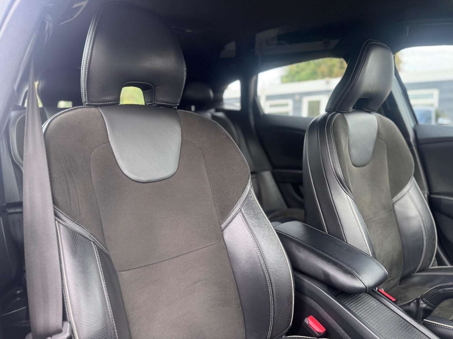 Used Volvo V40 2015 for sale - 77128475: Photo 24