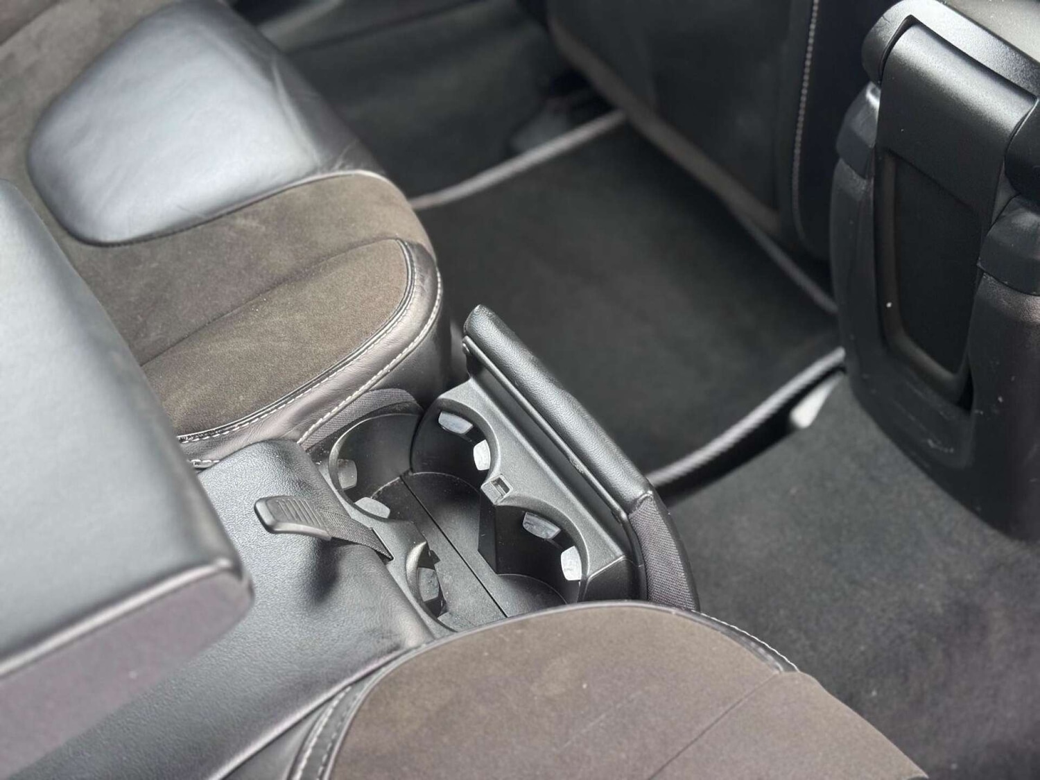 Used Volvo V40 2015 for sale - 77128475: Photo 42