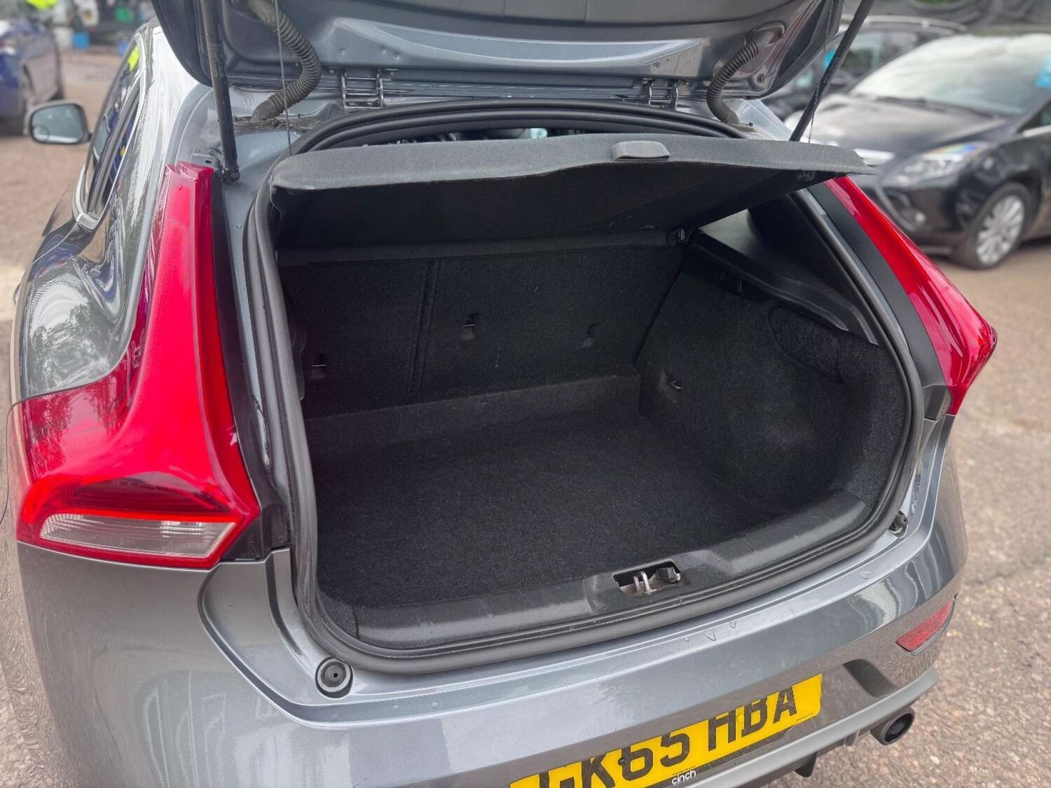 Used Volvo V40 2015 for sale - 77128475: Photo 43