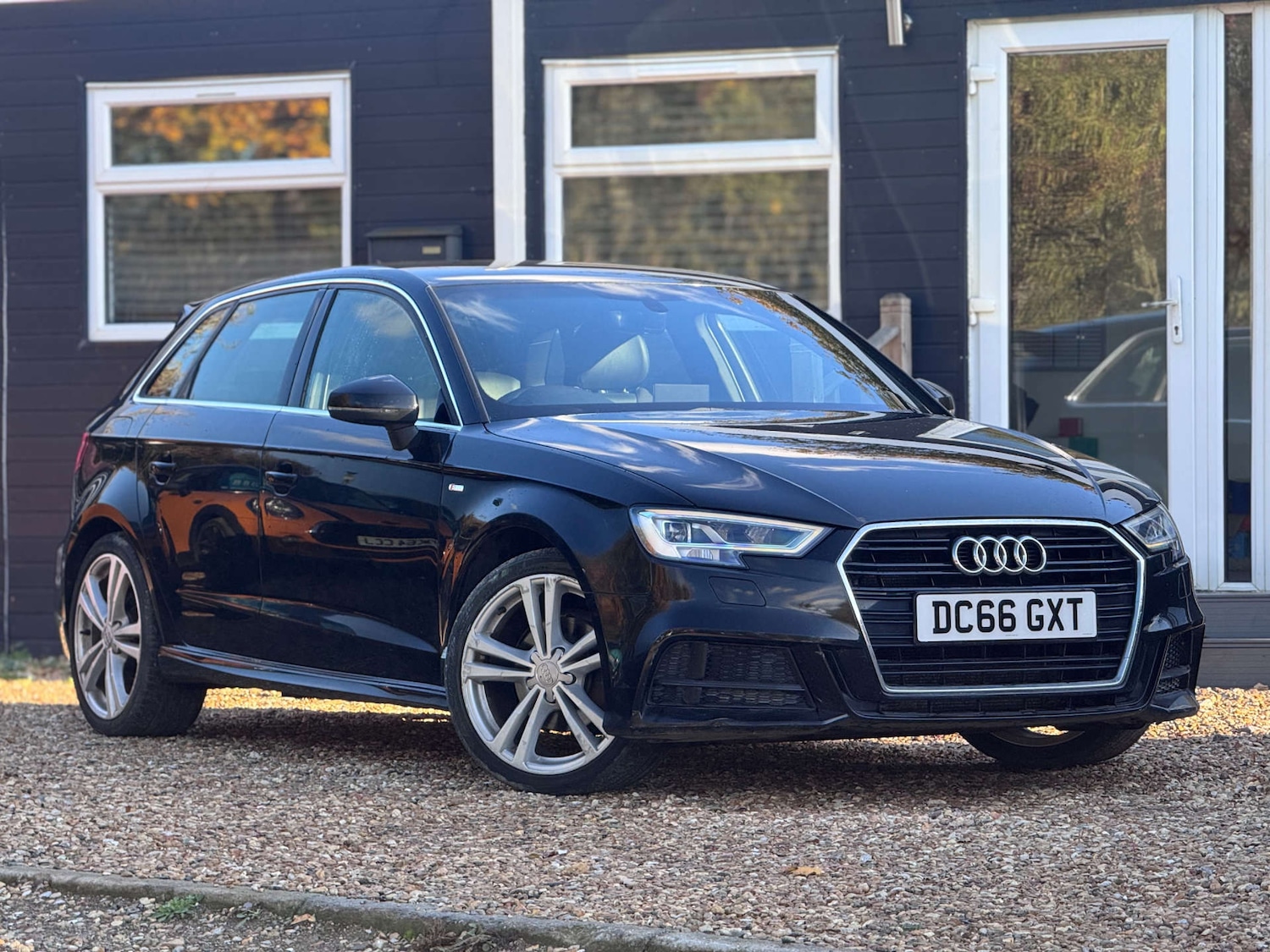Used Audi A3 2017 for sale - 77128493: Photo 1