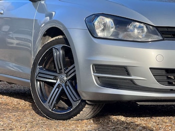 Used Volkswagen Golf 2016 for sale - 77483774: Photo