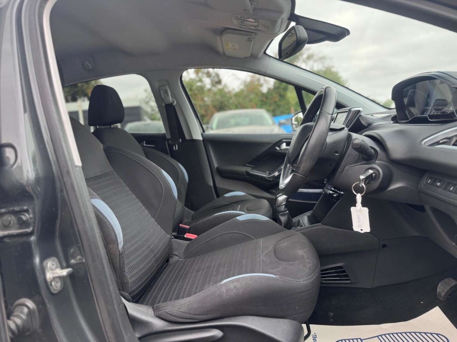 Used Peugeot 208 2015 for sale - 77128492: Photo 19