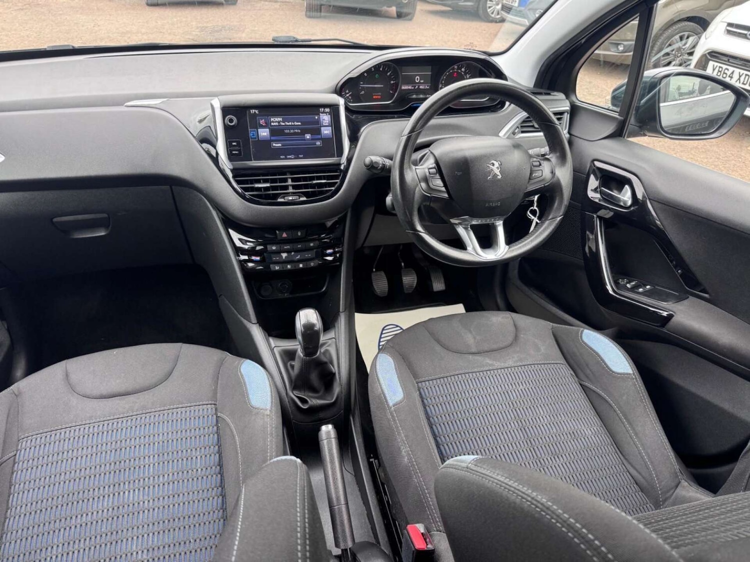 Used Peugeot 208 2015 for sale - 77128492: Photo 23