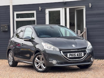 Used Peugeot 208 2015 for sale - 75550225: Photo