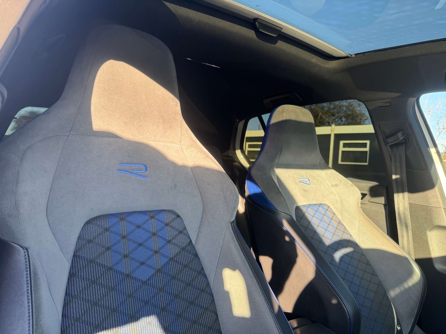 Used Volkswagen Golf 2022 for sale - 77128505: Photo 36