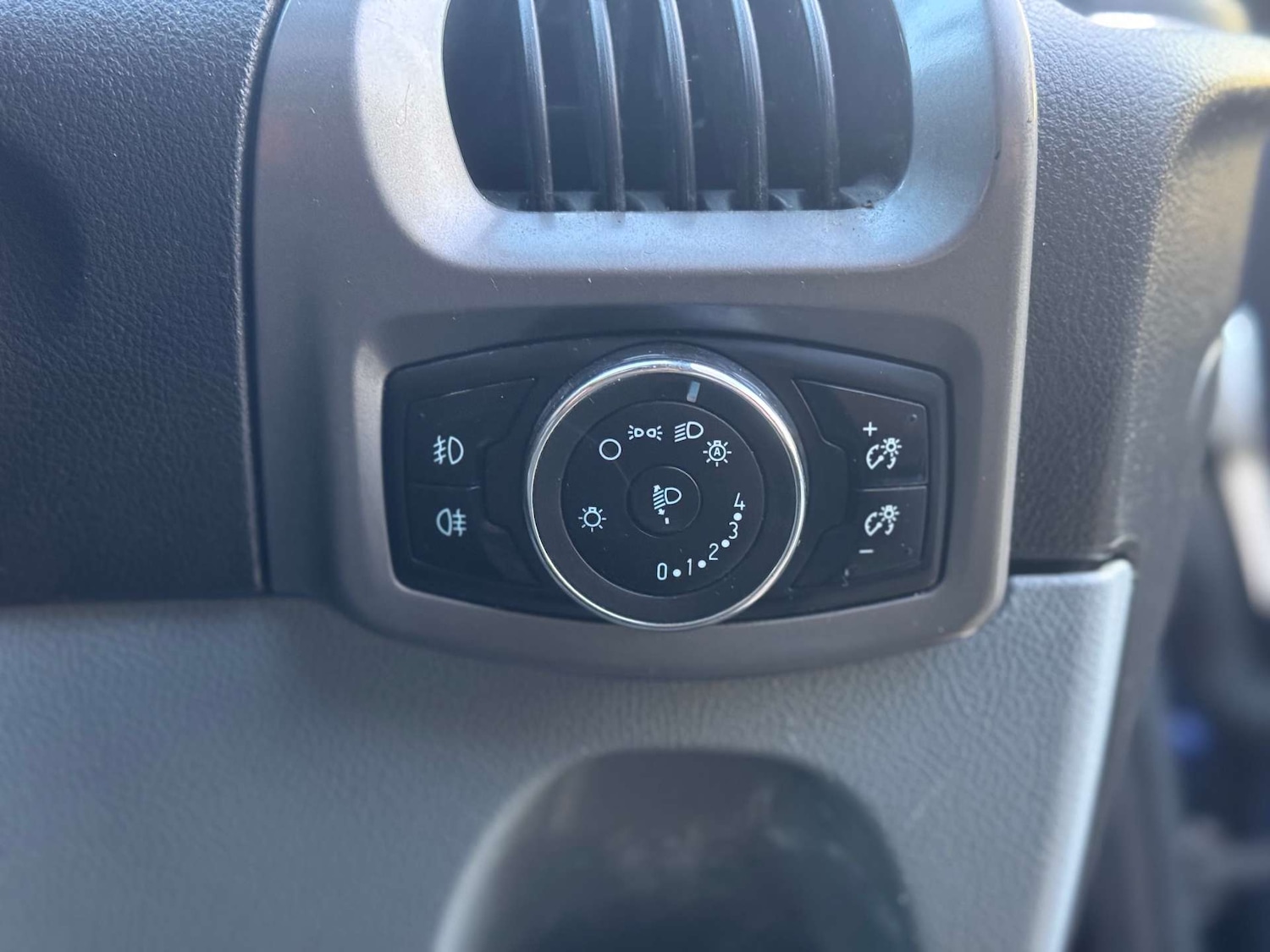 Used Ford Transit Custom 2016 for sale - 77128496: Photo 22